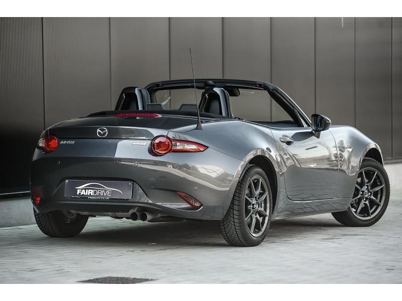 Mazda mx5 1 поколение